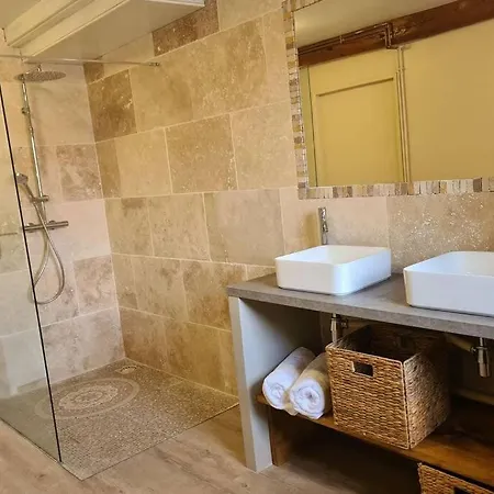 Casa de Férias Un Ecrin De Nature 14p - Bain Nordique - Sauna En Option - Baby Foot - Flechettes - Petanque *