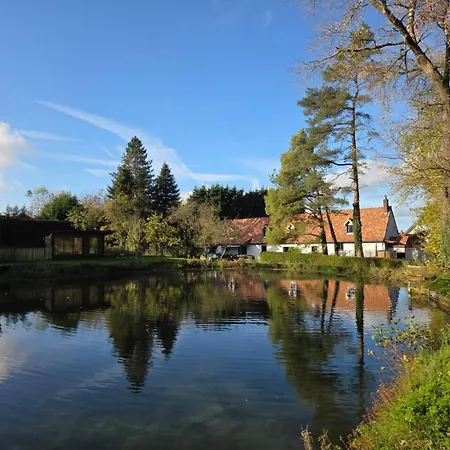 Un écrin de nature 14p - Bain Nordique - Sauna en option - Baby foot - Fléchettes - Pétanque